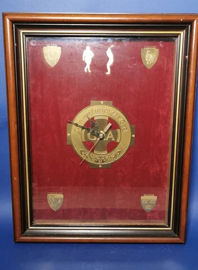 GAA Gaelic Football & Hurling Wall Clock Wood and Brass Irish Sport VGC Working