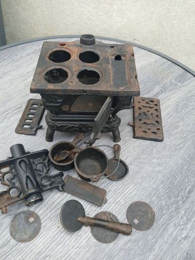 Vintage Miniature Cast Iron Stove