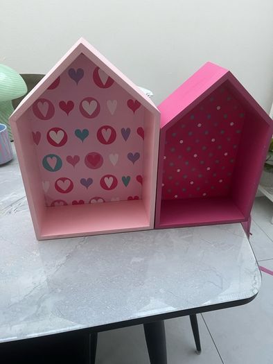 kids shelves