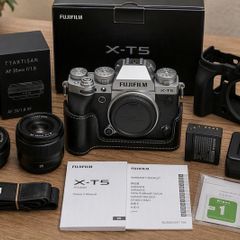 Fujifilm X-T5 Complete Photography Bundle - Excellent Condition