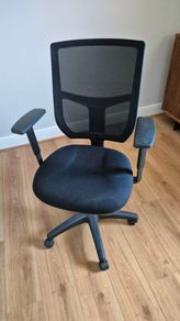 Ergonomic Mesh Office Chair Excellent Condition