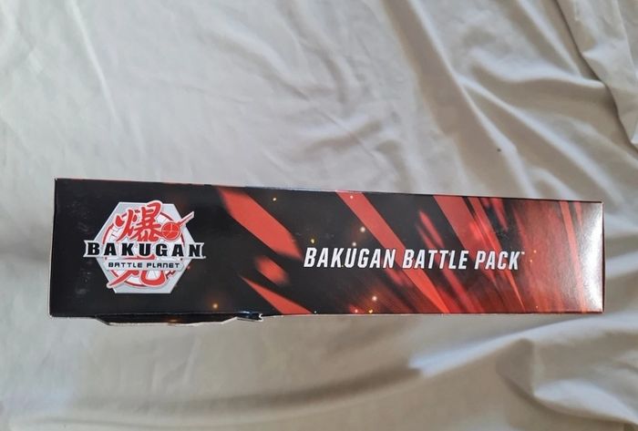 bakugan battle pack ventus phaedrus - perusal hydranoid  brand new sealed