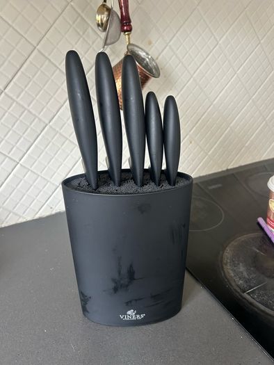 Viners knife set