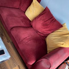 Red Sofa Suites 1x 2 Seater 1x 3 Seater 1x Chair