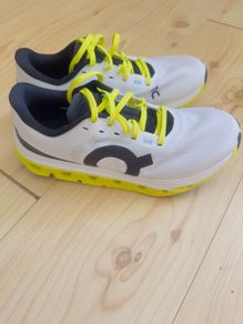 Women's Running Shoes On Running On Cloudflow 5