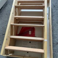 Loft/attic ladder