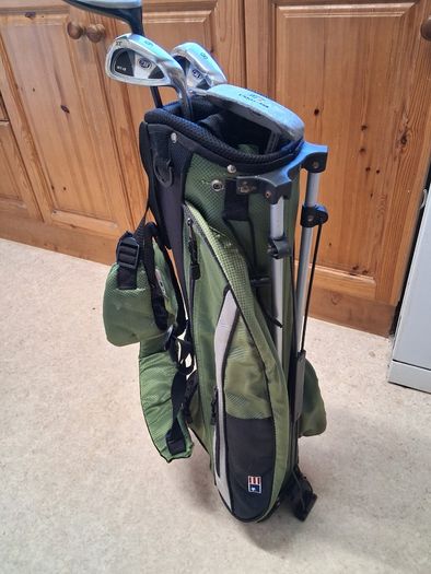 Golf Clubs. US Kids Golf Set For Right Handed 9 To 10 Year Old.Collect In Dublin Or Receive Via Post. .