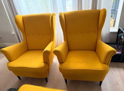 Arm/Wing chair yellow set