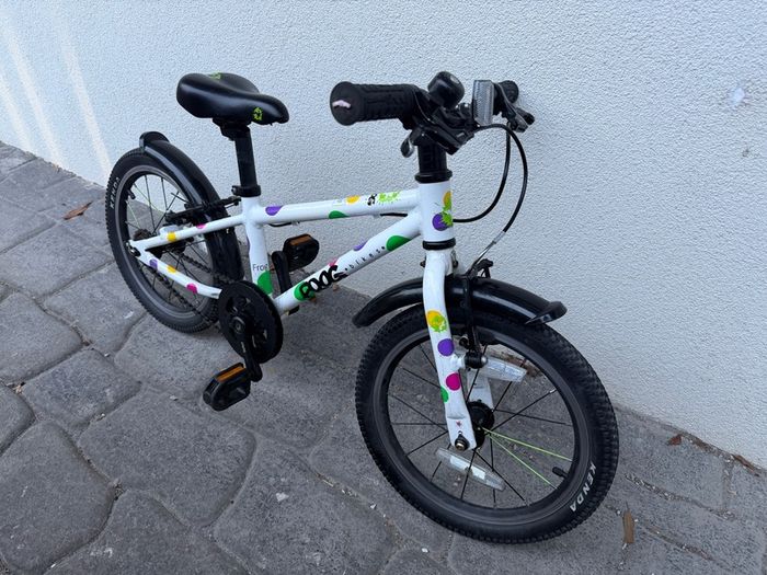 Frog bike (size 44 - age 3-6)