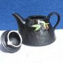 CARRIG DONN TEAPOT SET (plum design) - a set of four cups, saucers & large teapot (excellent unused condition) Image 3