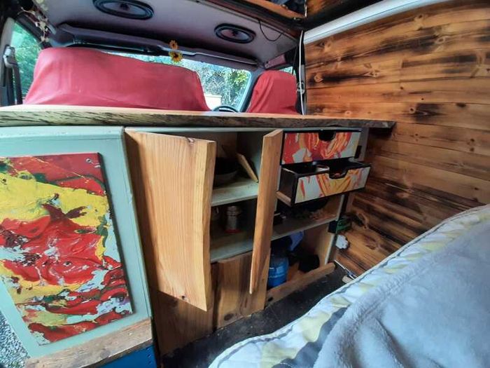 2001 Toyota HiAce
