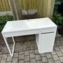 ikea desk Image 2