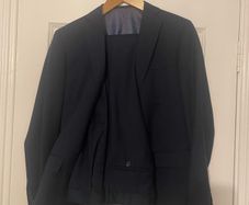 3 piece Mens navy suit.Uk size 38l jkt  36l waistcoat 32r trousers