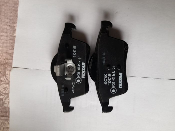 VW Golf 6 brake pads