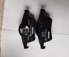 VW Golf 6 brake pads