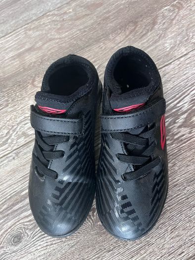 Kid Umbro astro boots (size 10UK)