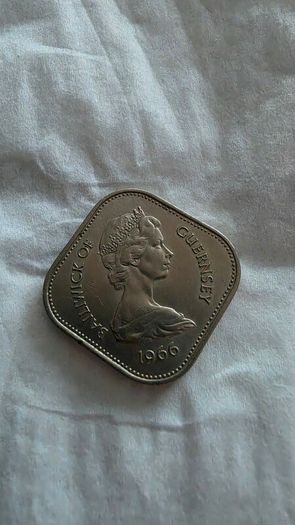 1966 10 shillings guernsey