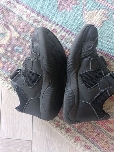 School shoe superfit 37