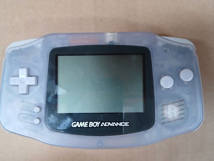 Gameboy Advanve (no back)