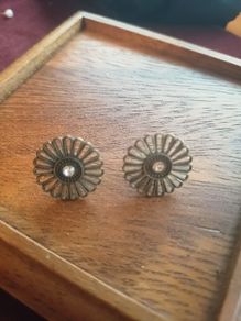 Flower CZ earrings