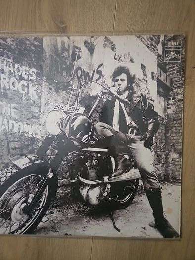 The Shadows - Shades Of Rock. LP.