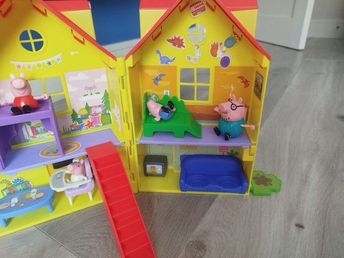 Peppa Pig House
