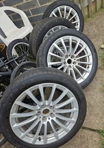 Original Bmw 18' Alloys & Tyres