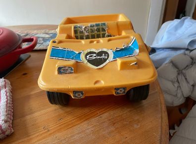 Retro Cindy car