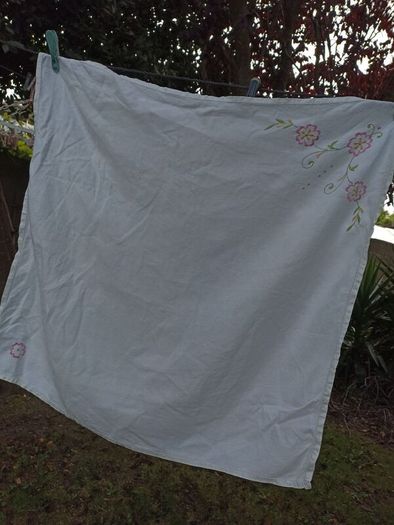 Small vintage Table cloth