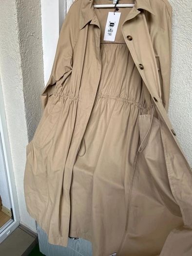 Carolyn Donelly Trench Size Large