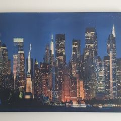 Very large photograph of the New York skyline on canvas