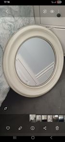 Round mirror