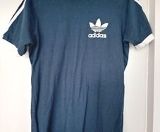 womans Adidas top