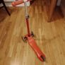 Girls scooter Image 3