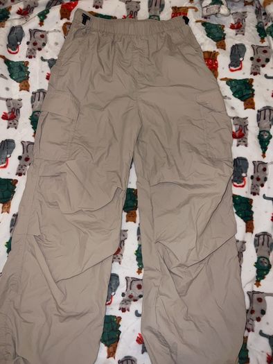 H&M girls parachute trousers