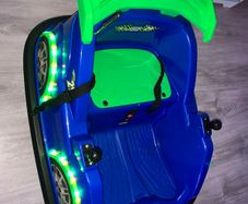 Kids electric car
