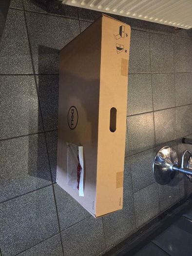 Dell 27 4k USB-C Hub monitor P2723QE