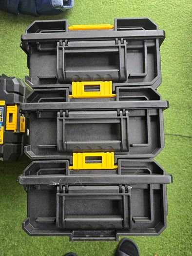 dewalt box