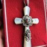 Unique item. Vintage Sterling Silver Mother of Pearl Cross. Hallmarked. Unique. Image 8