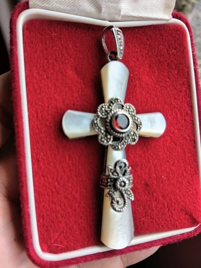 Unique item. Vintage Sterling Silver Mother of Pearl Cross. Hallmarked. Unique.