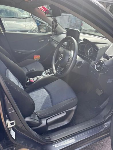Mazda Demio 2015 Mileage 113000 km
