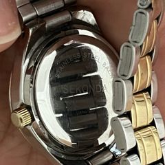 women watch