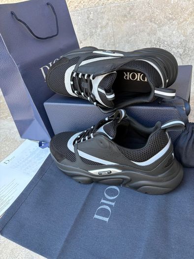 Brand New Dior B22