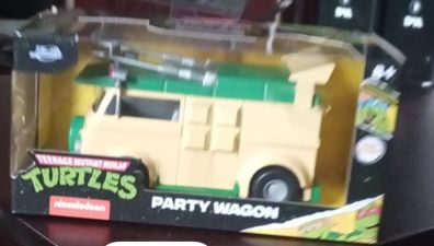 Turtles Party Wagon.. Diecast Model