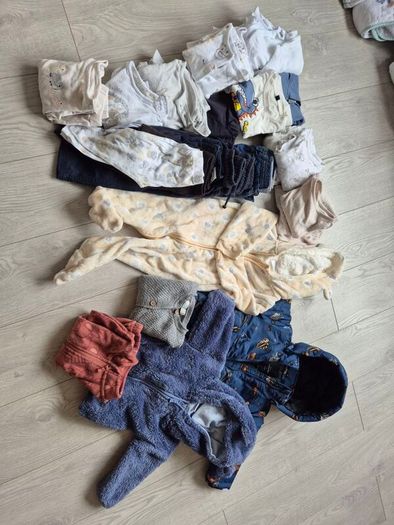 Baby boy clothes bundle 9-12  months