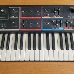 Vintage Moog Realistic Concertmate MG-1 Polyphonic Synthesizer