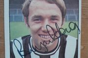 Bryan 'Pop' Robson Newcastle United signed A&amp;BC card