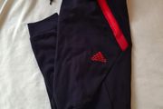 Bnwt adidas man utd travel bottoms Size medium 32" leg black tapered