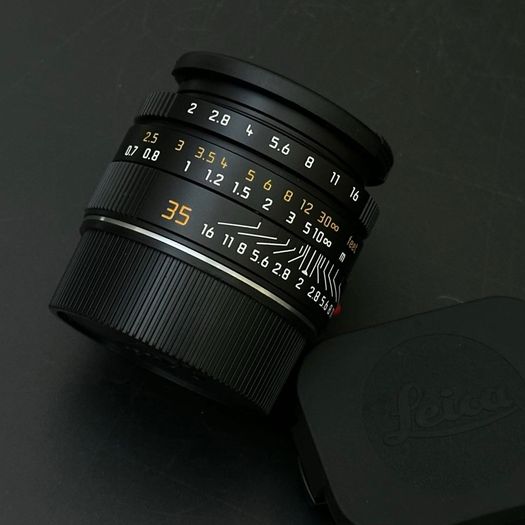 Leica Summicron-M 35mm f/2