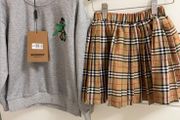 Burberry girls jumper 5T